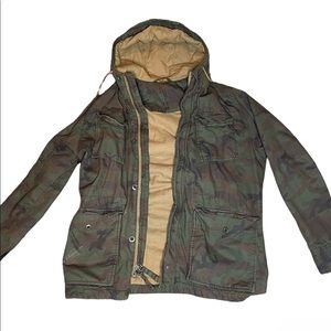 American Eagle  Camo cotton insulated jacket